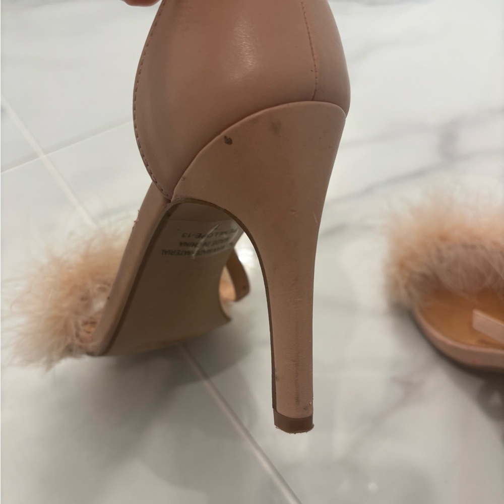 Feather heels - Picture 5 of 7